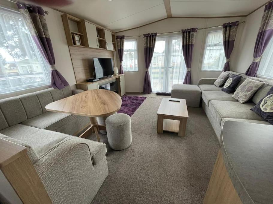'Oakley' Boat Of Garten Holiday Park 外观 照片